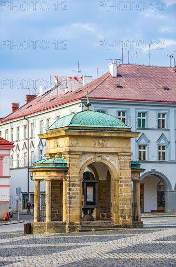 Historic architecture of summerhouses as well as the Coronation Fountain from 1836 on Wallenstein Square