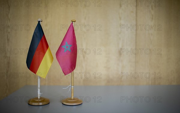 V.l. Flag Germany