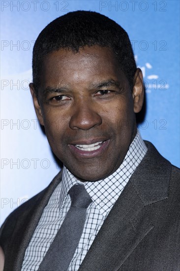 Denzel Washington attends the Flight