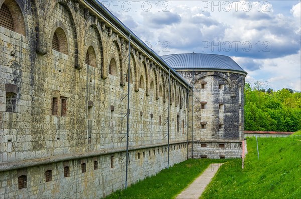 The stone citadel of the Wilhelmsburg on the Michelsberg