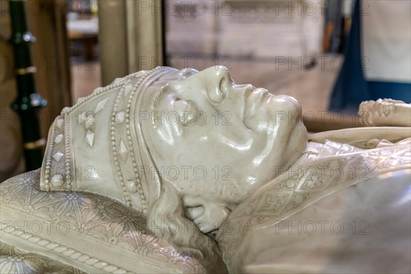 Marble effigy head ofBishop Walter Kerr Hamilton