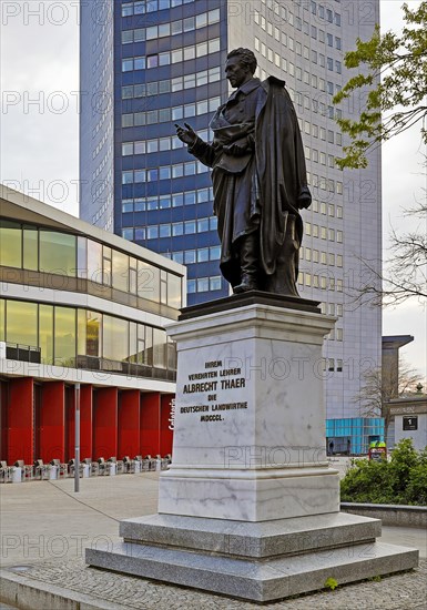 Statue of Albrecht Thaer