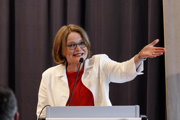 Klaudia Zepuntke