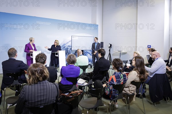 (R-L) Svenja Schulze, Federal Minister for Economic Cooperation and Development, and Cindy McCain, Executive Director World Food Programme (WFP), hold a joint press conference on the commitment to tackle the global hunger crisis at the Federal Ministry for Economic Cooperation and Development. Berlin, 25.05.2023., Berlin, Germany, Europe