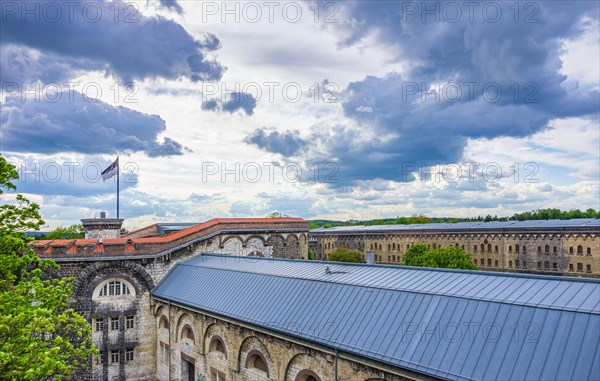 The stone citadel of the Wilhelmsburg on the Michelsberg