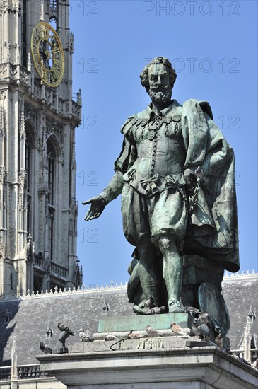 Statue of the Flemish Baroque painter Peter Paul Rubens in front of the Cathedral of Our Lady in Antwerp