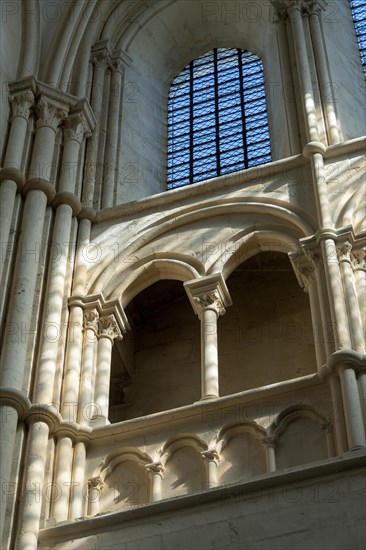 Vezelay labelled les Plus Beaux Villages de France. Columns lit by the rays of the sun. Basilica St Mary Magdalene.Unesco World heritage. Morvan regional natural park. Via Lemovicensis way to Santiago de Compostela. Yonne department. Bourgogne Franche Comte. France