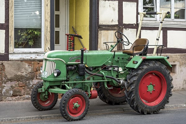 Vintage tractor Gueldner ABS 22 hp