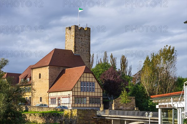 View across the Neckar past the Schenk guesthouse to the Neckar Island with the medieval Count's Castle