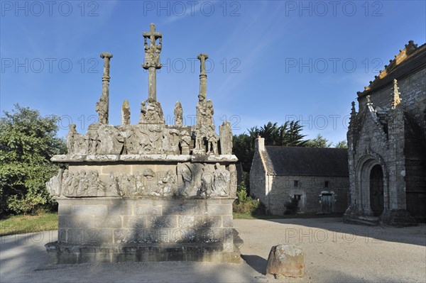 Sculptures at the chapel Notre-Dame-de-Tronoen and calvary at Saint-Jean-Trolimon