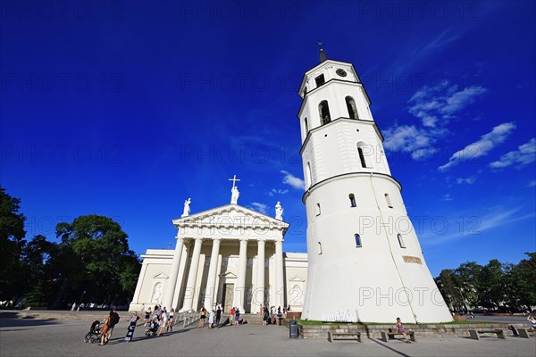 Arkikatedra Bazilika Cathedral with freestanding bell tower