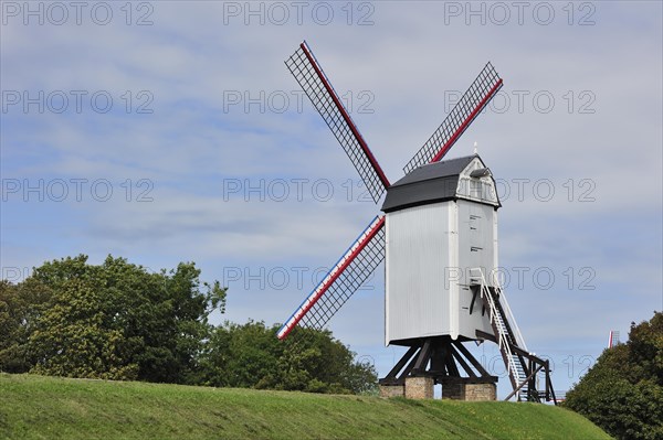 The wooden windmill Bonne Chiere in Bruges