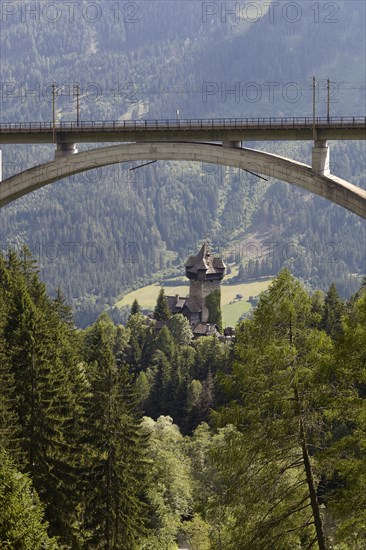 Falkenstein Castle with Tauern Railway Bridge