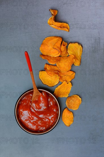 Sweet crisps and salsa sauce