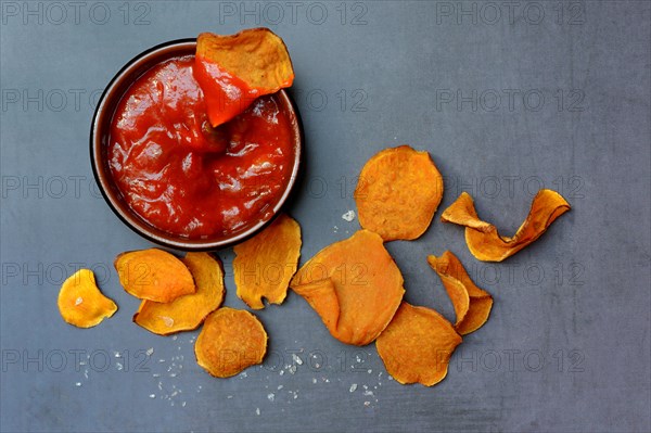 Sweet crisps and salsa sauce