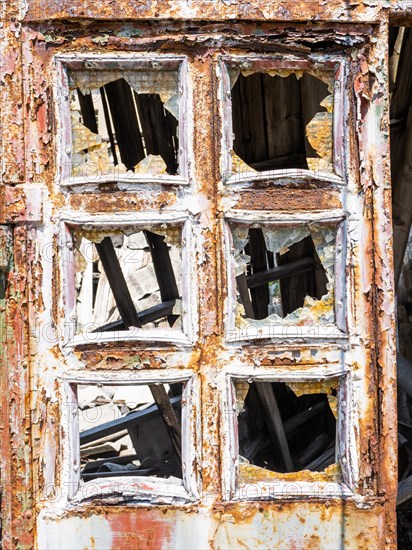 Rusty window