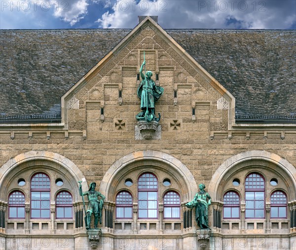Gable of the Old Government Building from 1902