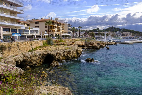 Cala Rajada Port