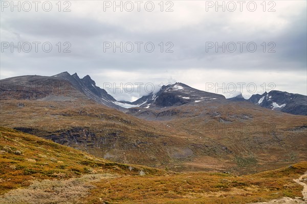 Mountains at Snofjellet