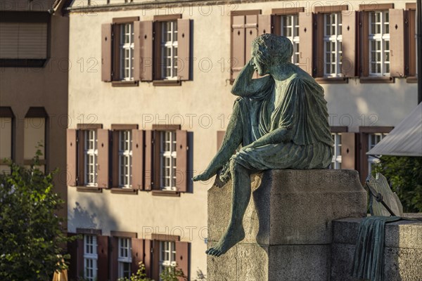 The Helvetia sculpture on its journey at the Mittlere Brücke in Basel