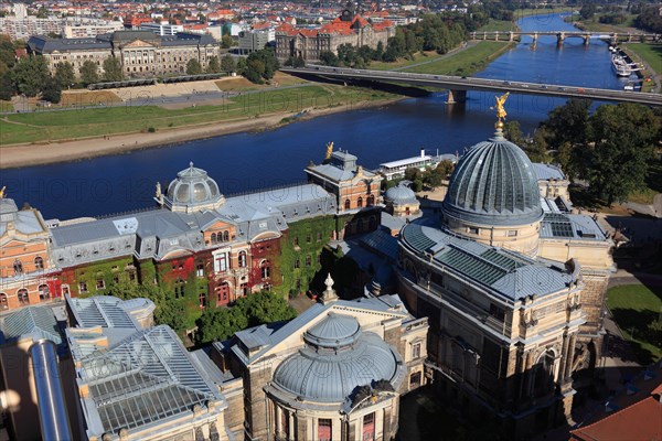 Elbe and the Academy of Fine Arts at the Brühlsche Terrasse seen from the Church of Our Lady