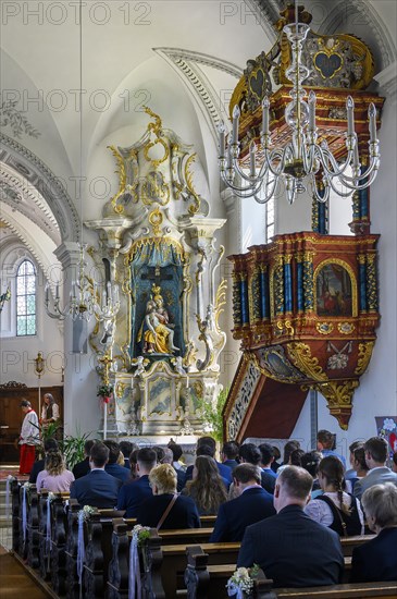 Pulpit and side altar