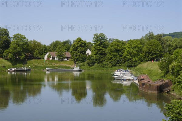 Harbour on the branch of the Weser