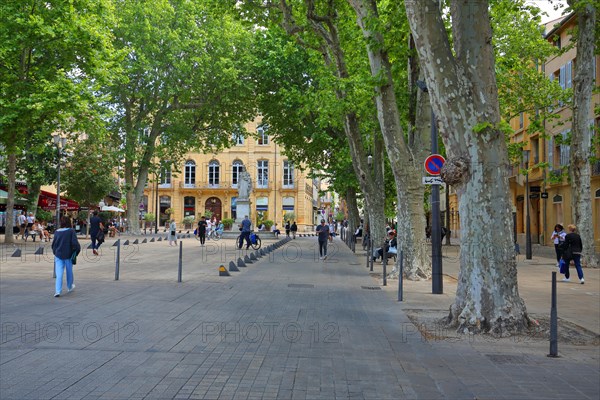 Famous Cours Mirabeau Boulevard with avenue and for strolling