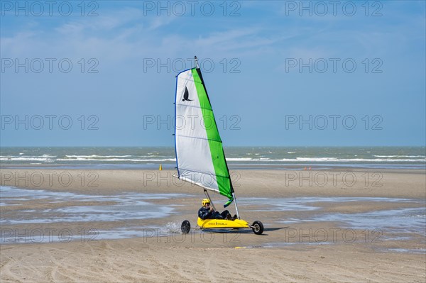 Beach sailors on the beach of De Panne