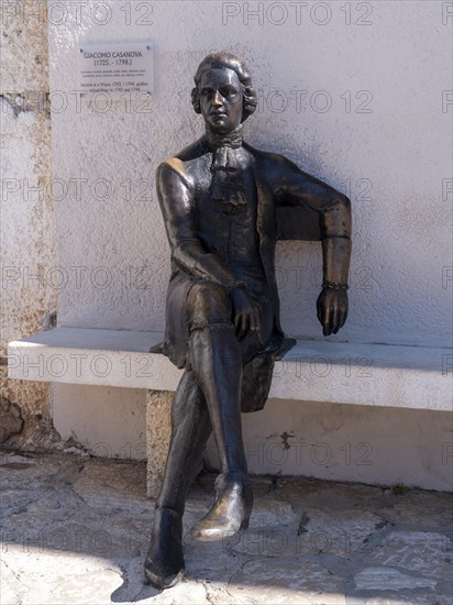Sculpture of Giacomo Casanova