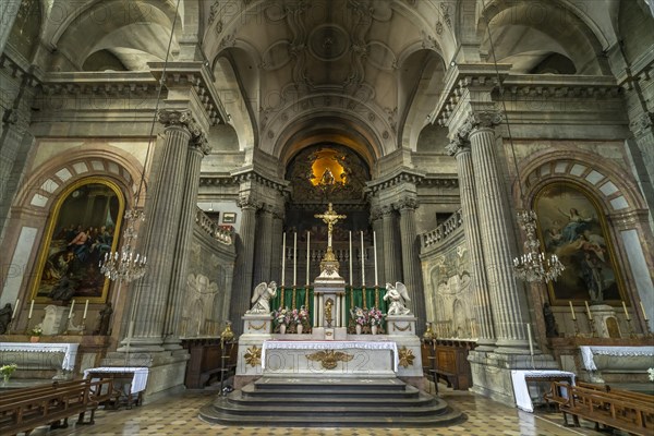 Altar of the Sainte-Madeleine Church in Besancon