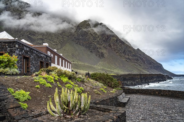 The coast at Hotel Balneario Pozo de la Salud