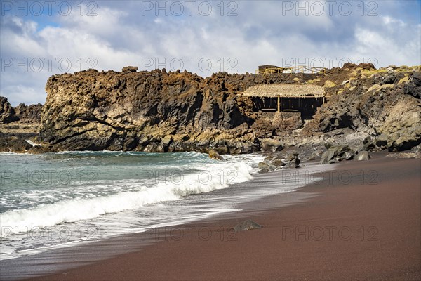 The red beach Playa del Verodal