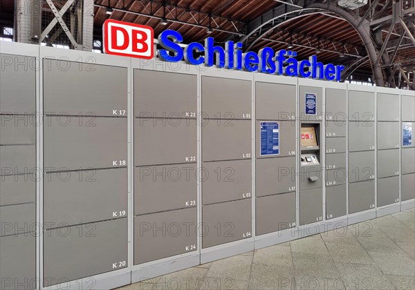 Modern DB lockers in the main station