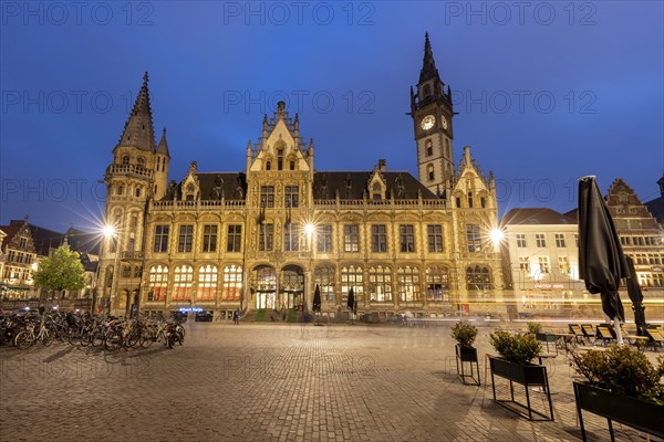 Historical building at the Korenmarkt