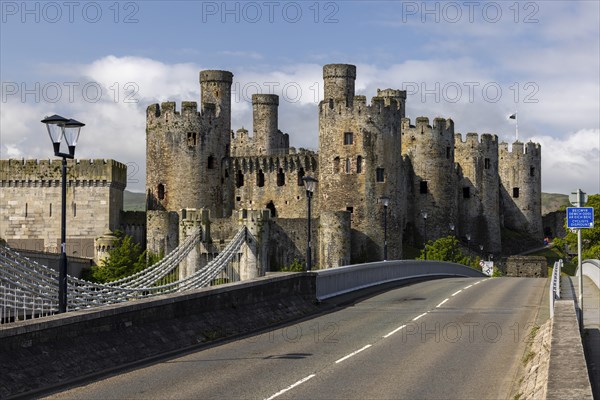 Castle and Road Bridge