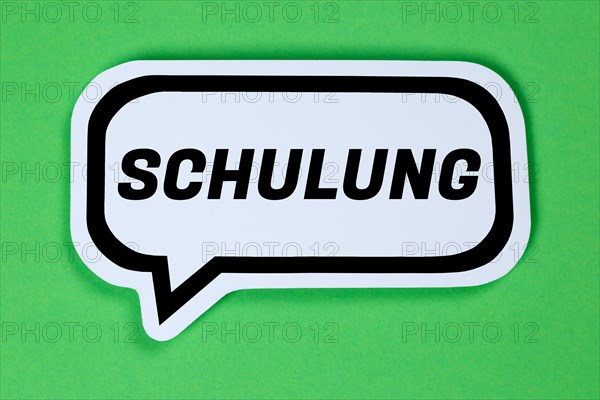 Training seminar course workshop learn education in speech bubble communication business concept in Stuttgart