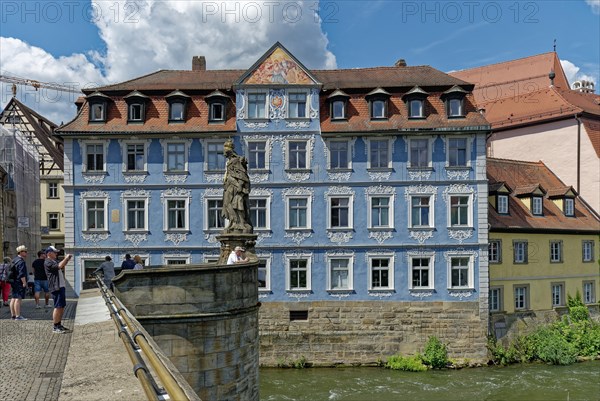 Statue of Empress Kunigunde