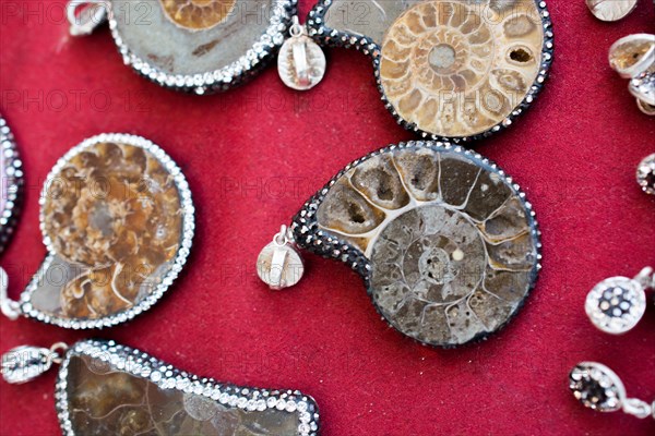 Set of natural mineral gemstones of a certain type