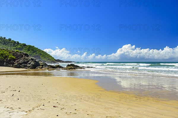 Empty Pe de Serra beach in Serra Grande city