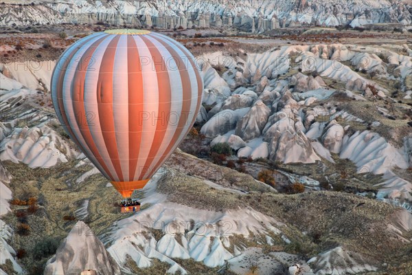 Hot air balloon