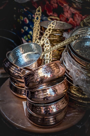 Metal pan as a cookware object in view