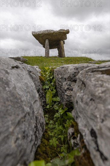 Poulnabrone Dolmen