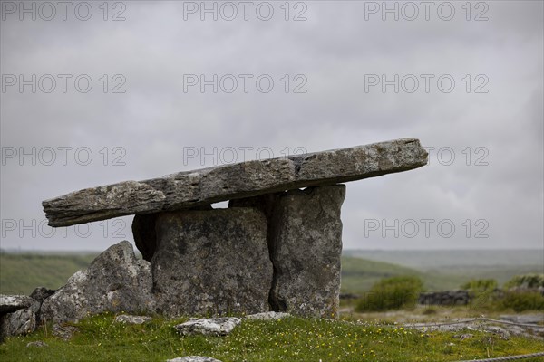 Poulnabrone Dolmen