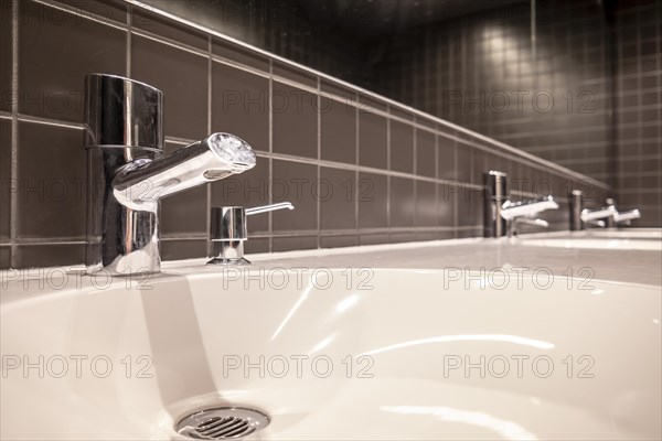 Modern Bathroom with Sink and Mirror