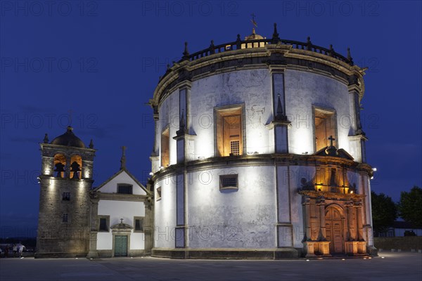 Round Church Mosteiro da Serra do Pilar by night