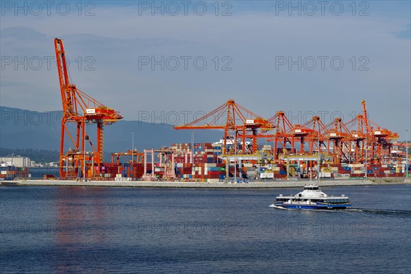 Industrial port with containers and cranes