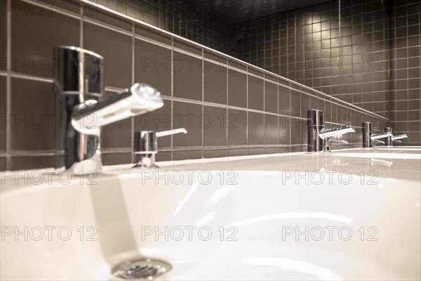 Modern Bathroom with Sink and Mirror