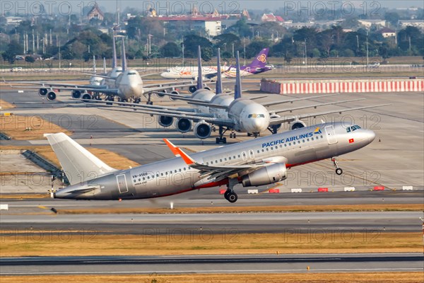 A Pacific Airlines Airbus A320 aircraft with registration number VN-A566 at Bangkok Suvarnabhumi Airport