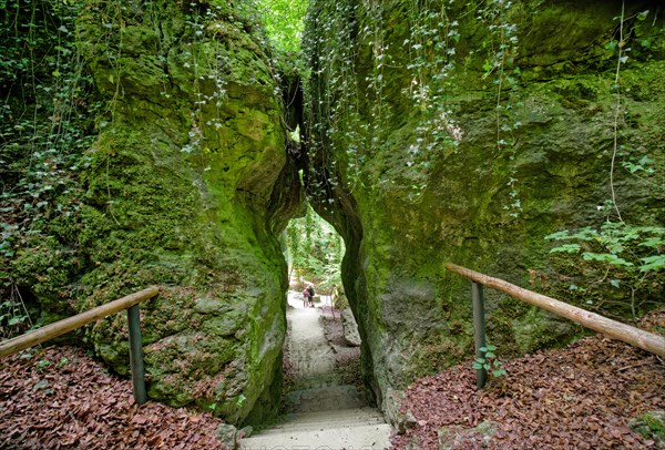 Rock formation Gespaltener Fels